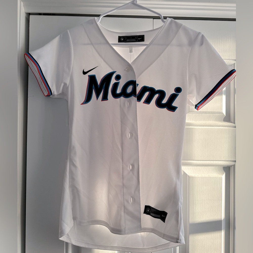 Women’s Nike Miami Marlins Baseball Jersey- Small - Never Worn!